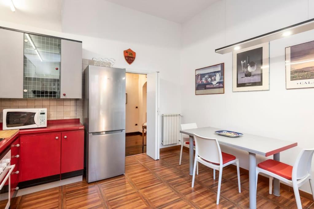 Stunning Center Rome Apartment Bagian luar foto